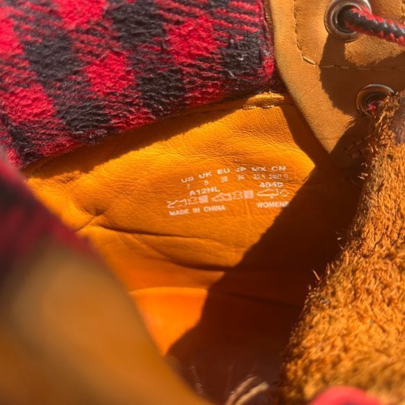 Timberland Women’s Plaid Boots Size‎ 7 - Picture 5 of 7